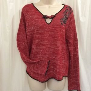KATE LANDRY SIZE L SPARKLY RED TOP V-NECKLINE CUTE